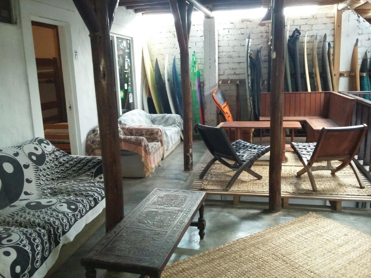 Tio Richi Surfcamp Hostel Punta Hermosa Kültér fotó